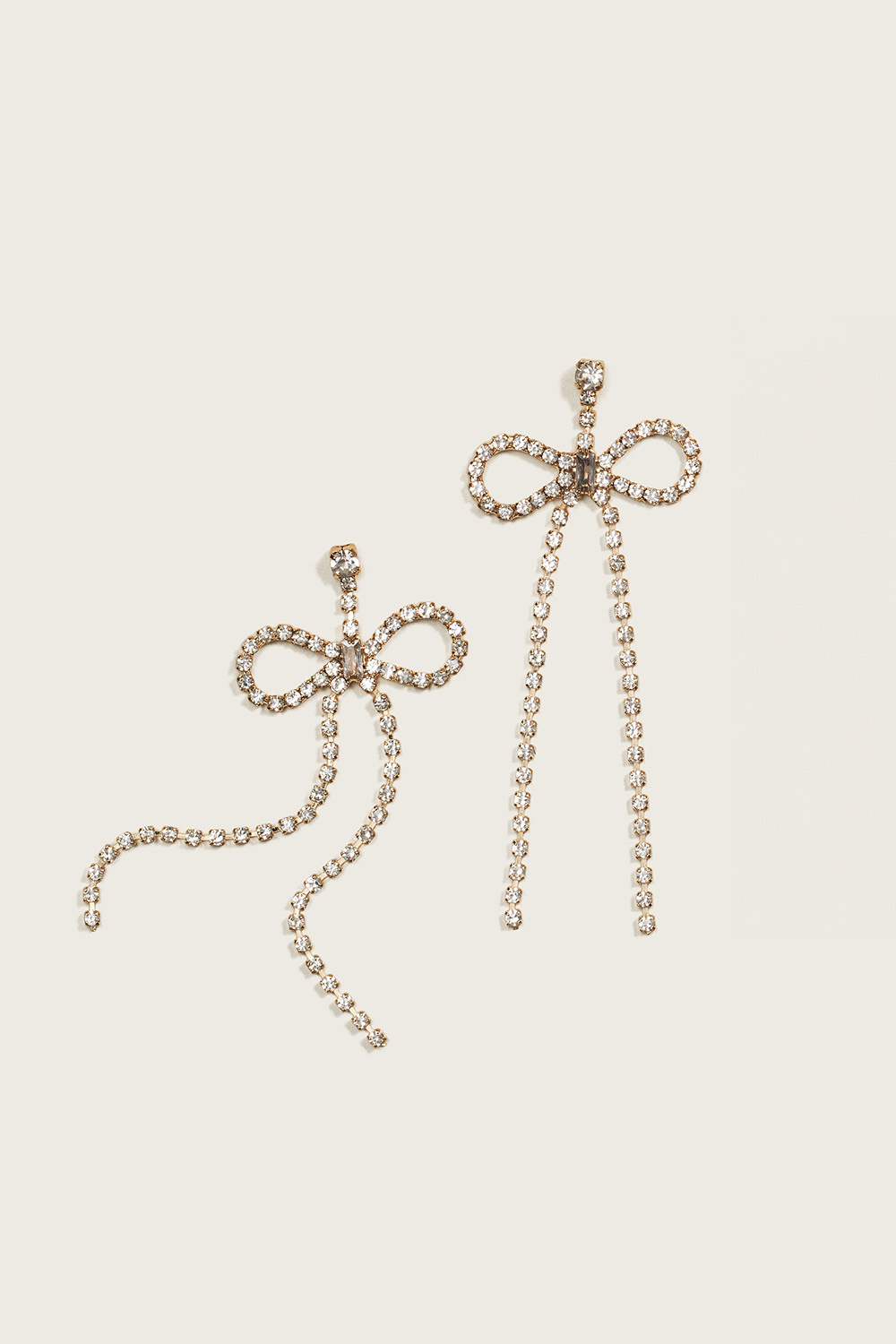 Øreringe med roset i smalle similikæder