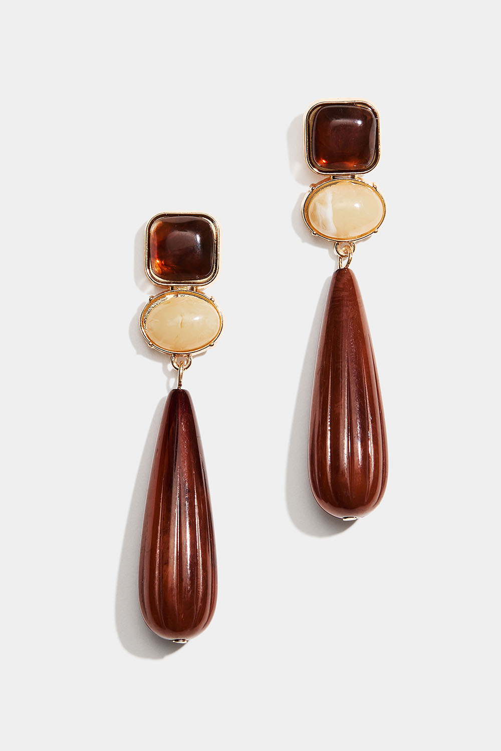 Øreringe med brune og beige resinsten