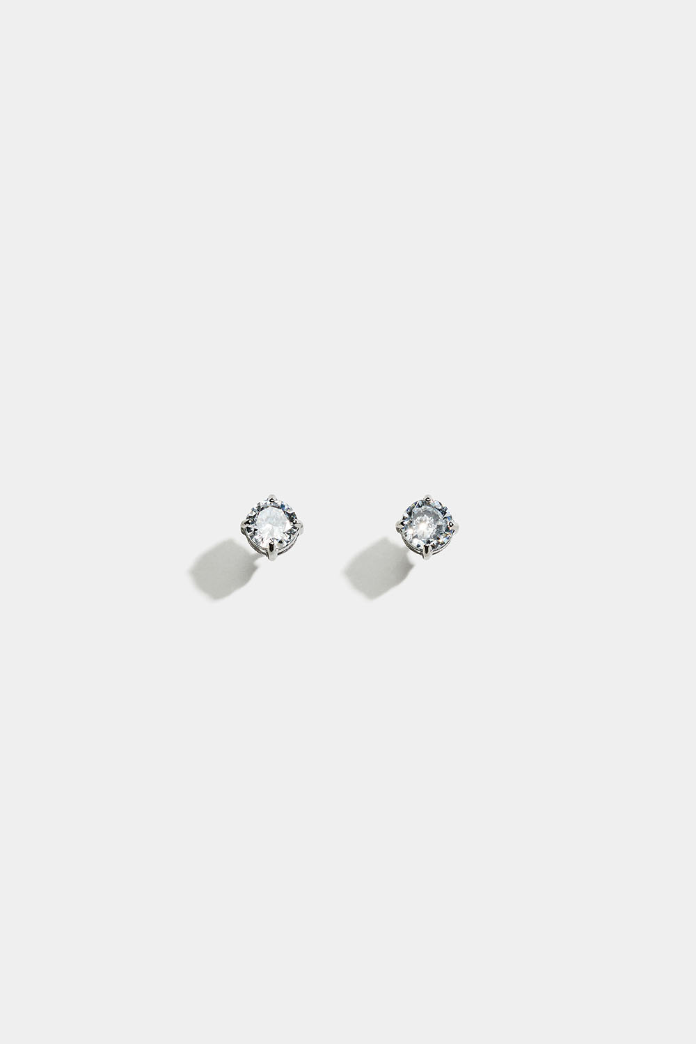 Studs i stål med Cubic Zirconia