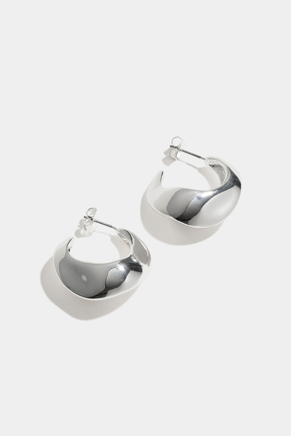 Hoops med kantet organisk form