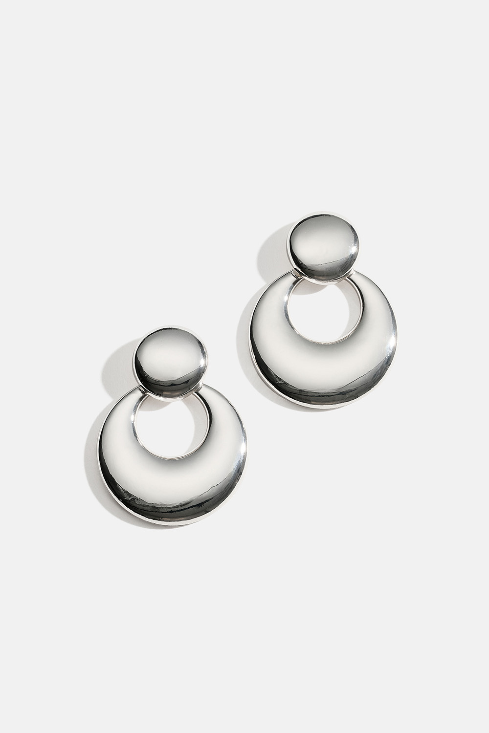 Øreringe med runde former