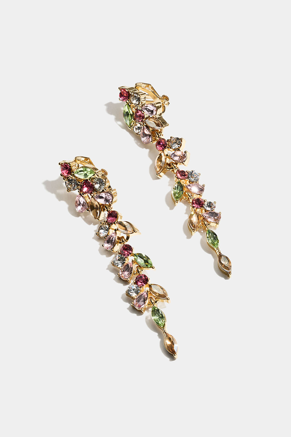 Lange guldfarvede klipsøreringe med klare glassten