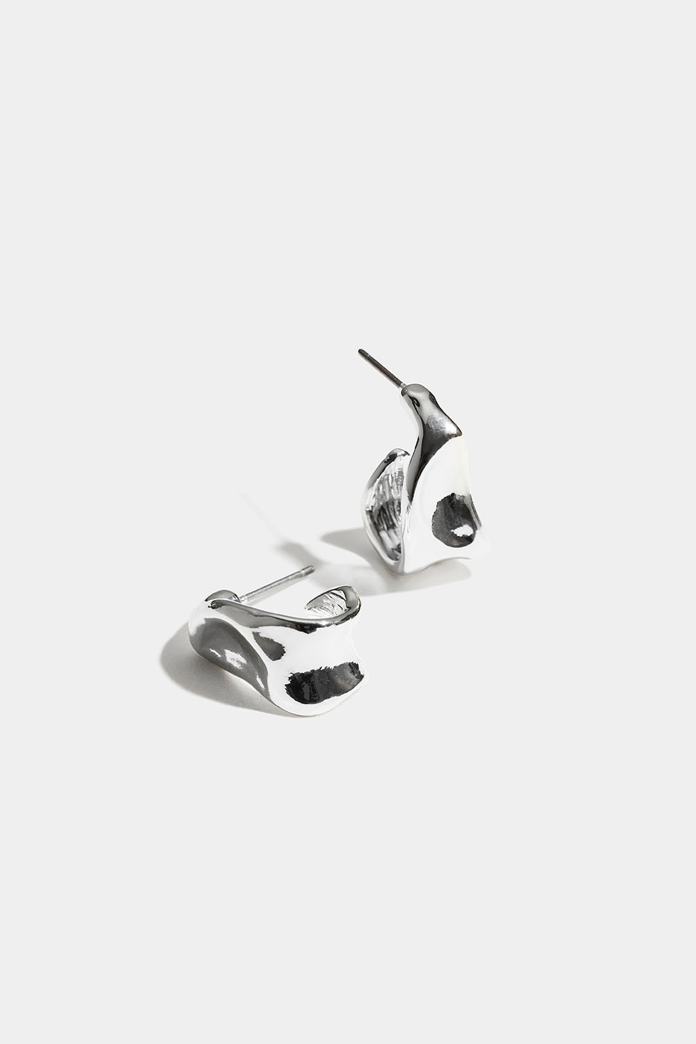 Flade hoops med organisk design
