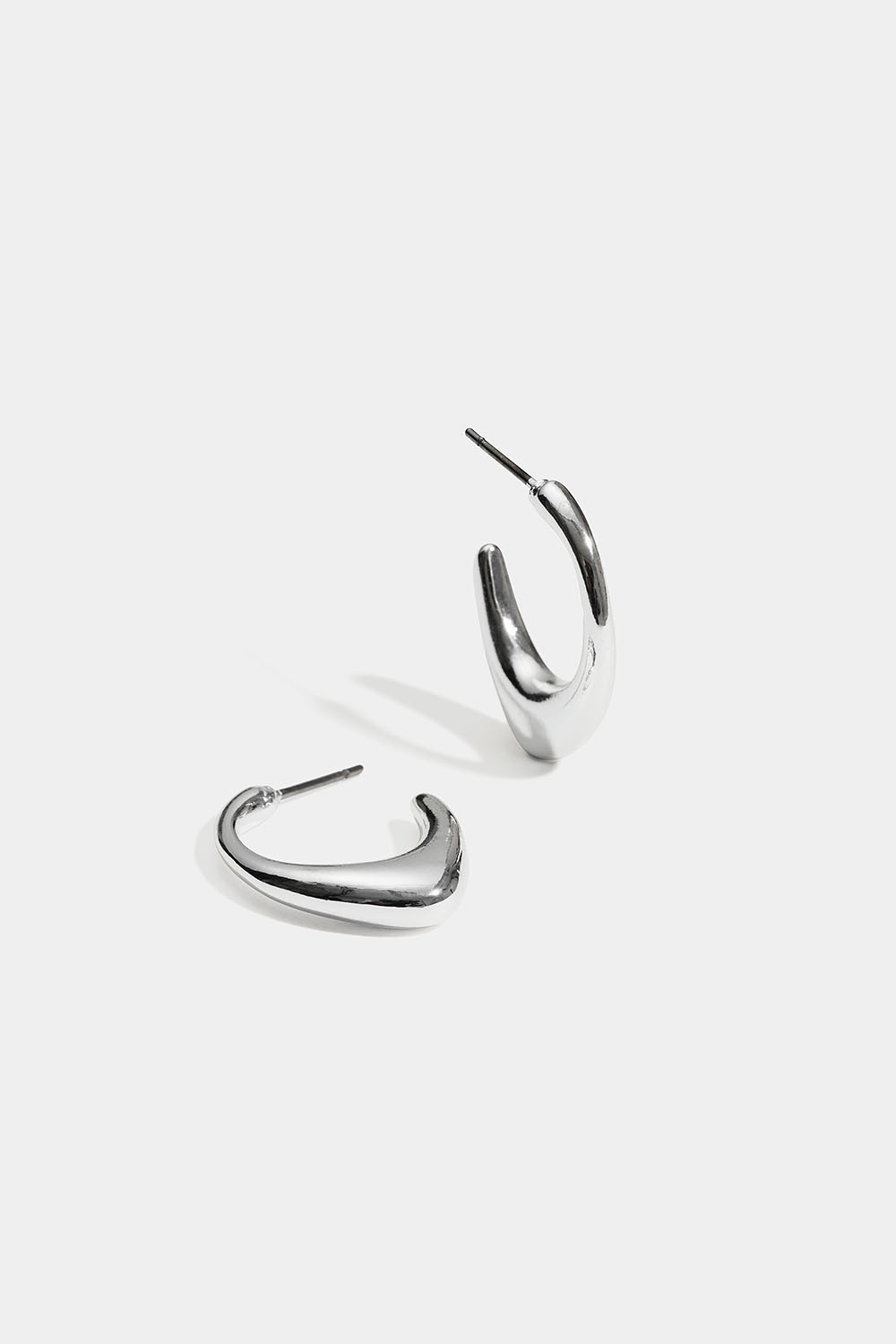 Hoops med spidst design