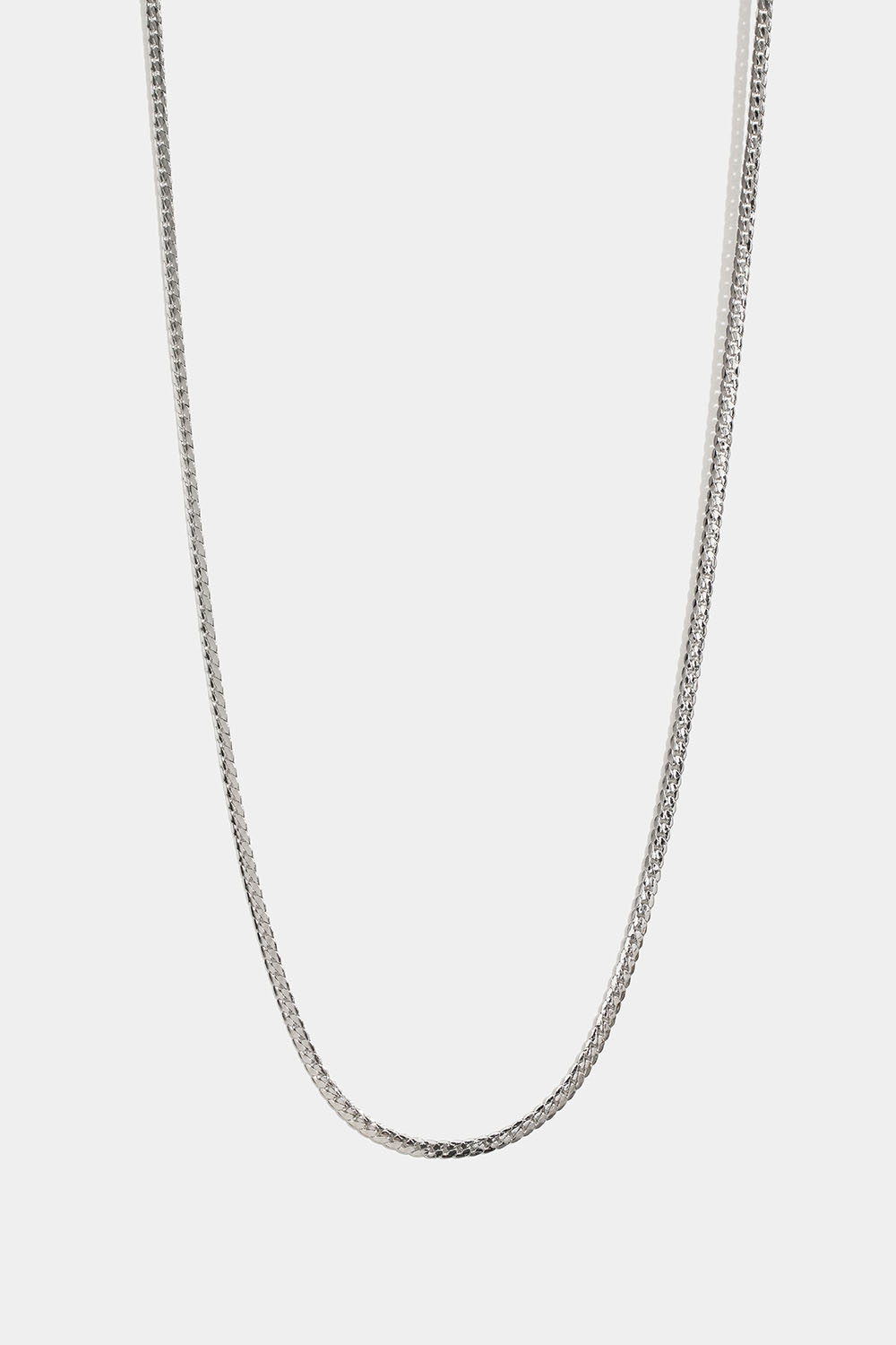 Lang halskæde med flad kæde