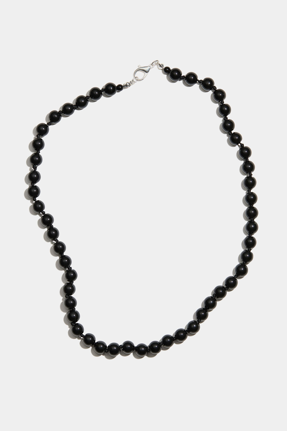Halskæde med sorte glasperler