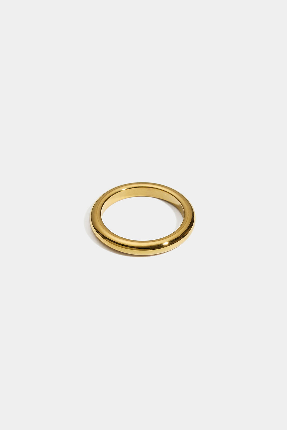 Bred ring i 18 karat forgyldt stål