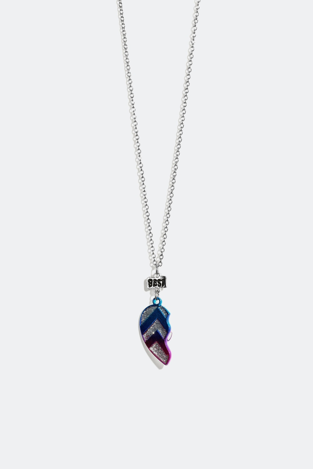 Venindehalskæde med magnetiske hjerter 