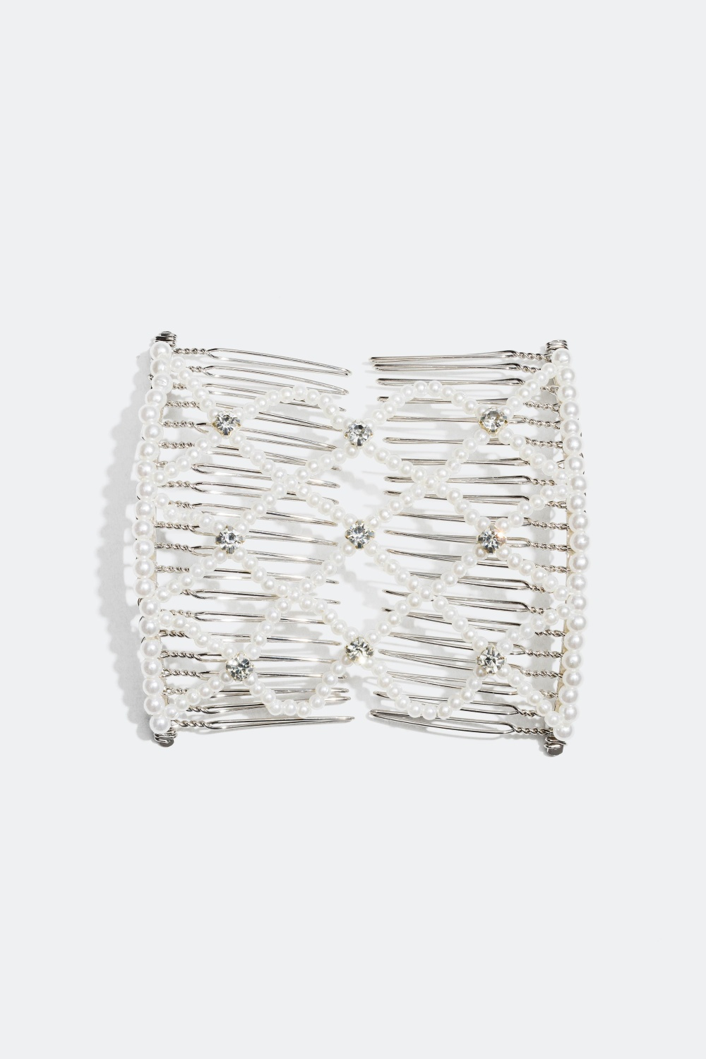 Dekorationskam med perler og glassten