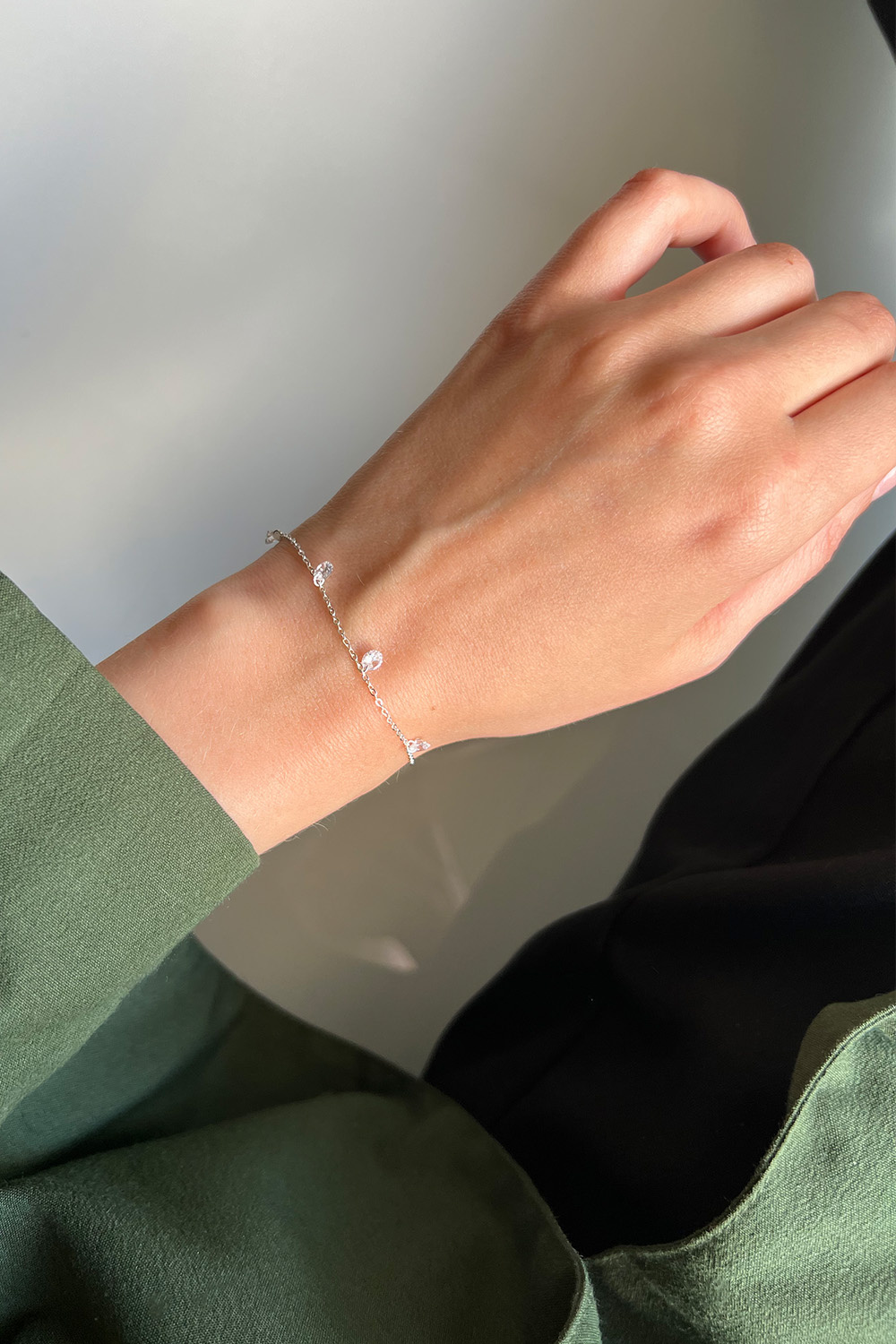 Sølvarmbånd med dekorative Cubic Zirconia sten