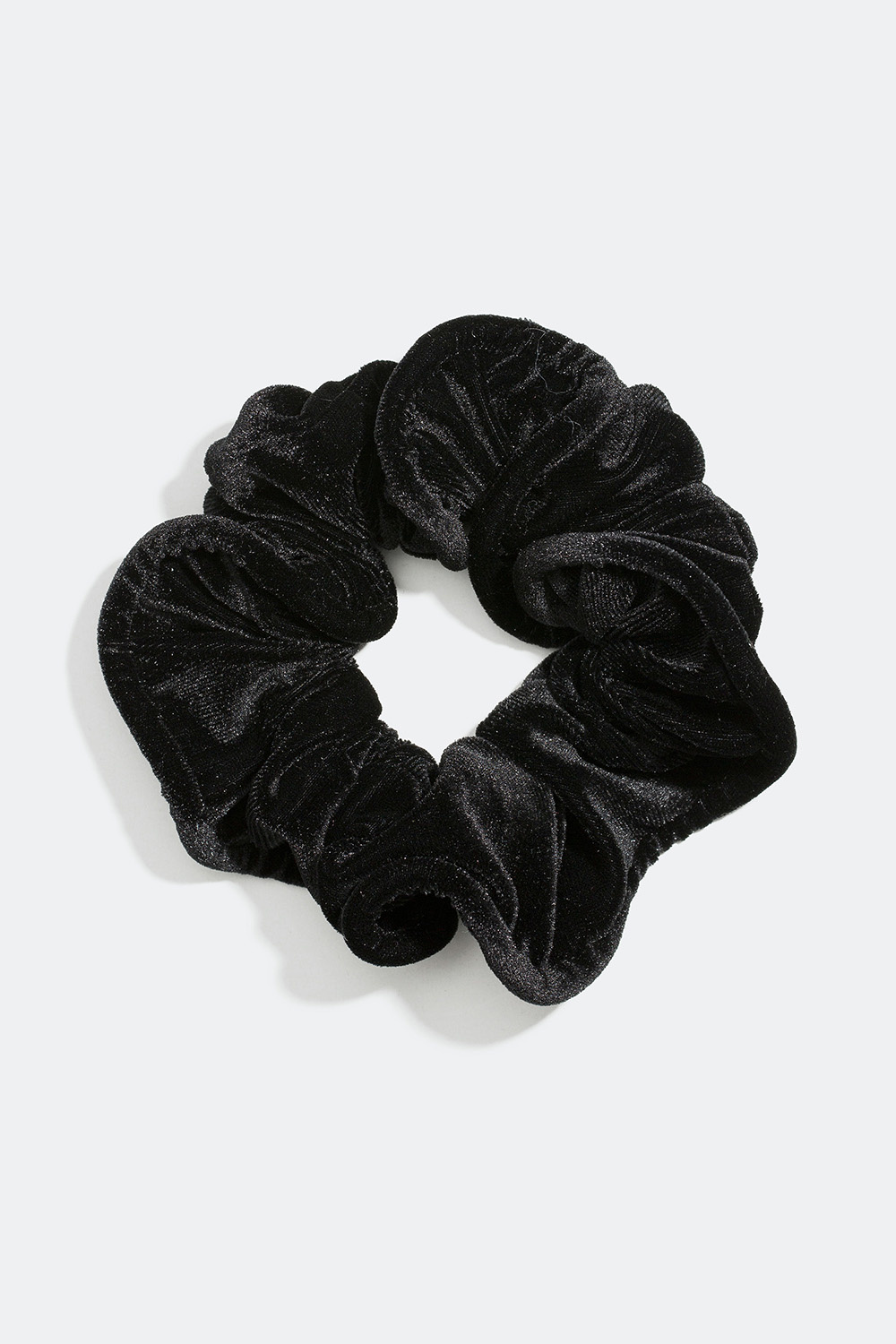 Scrunchie i imiteret fløjl med markeret kant