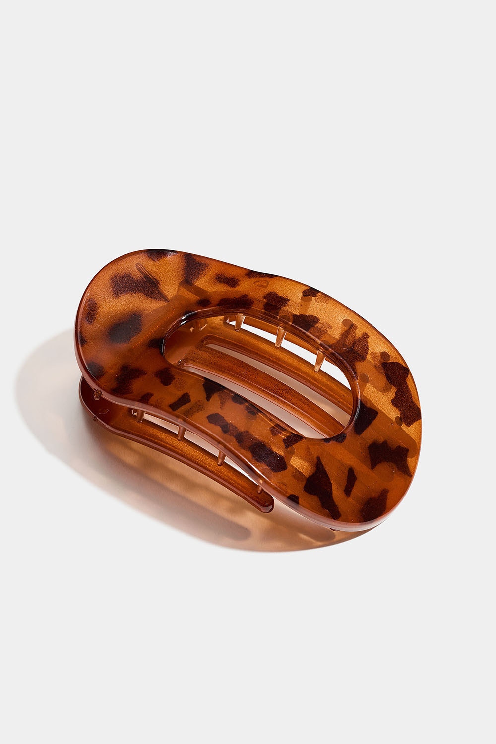 Skildpaddefarvet ovalt fladt hårspænde