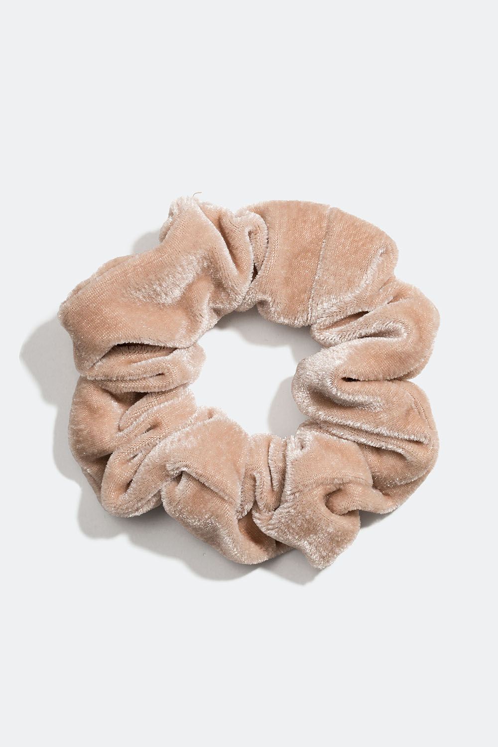 Beige scrunchie i imiteret fløjl