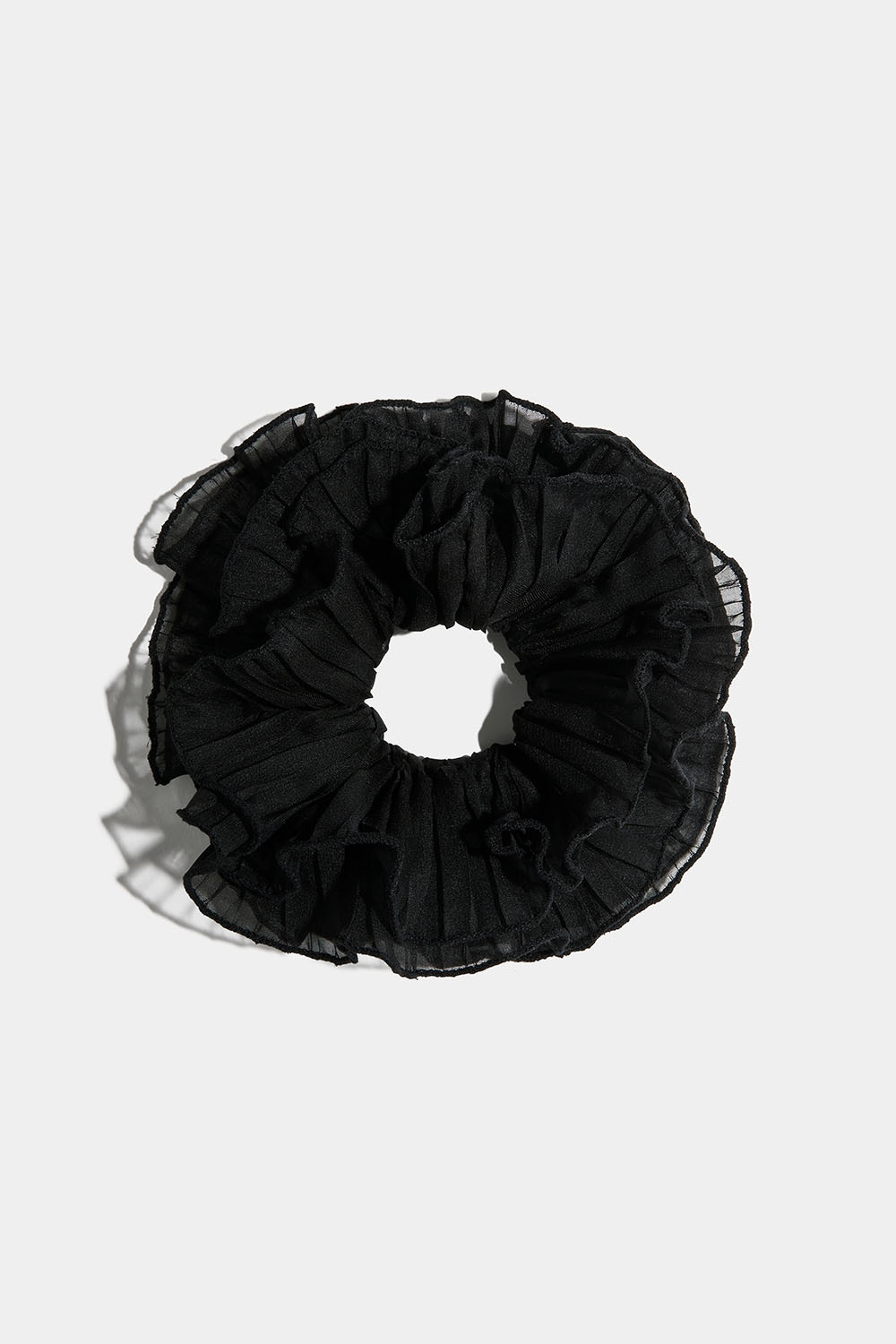 Sort scrunchie med plisseret tyl