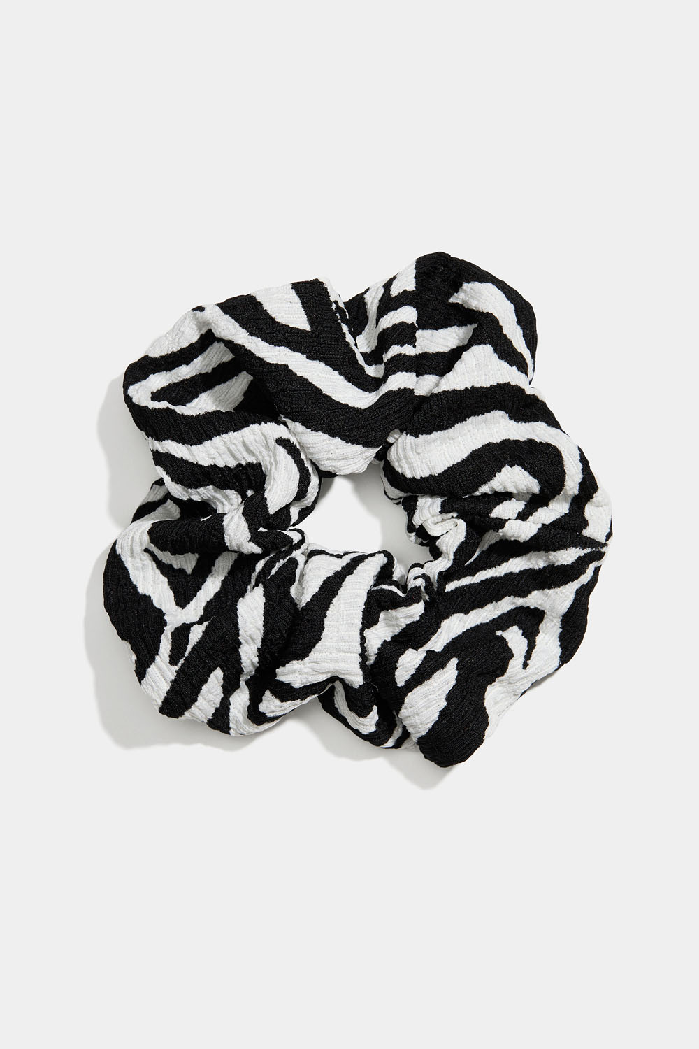 Zebra-scrunchie
