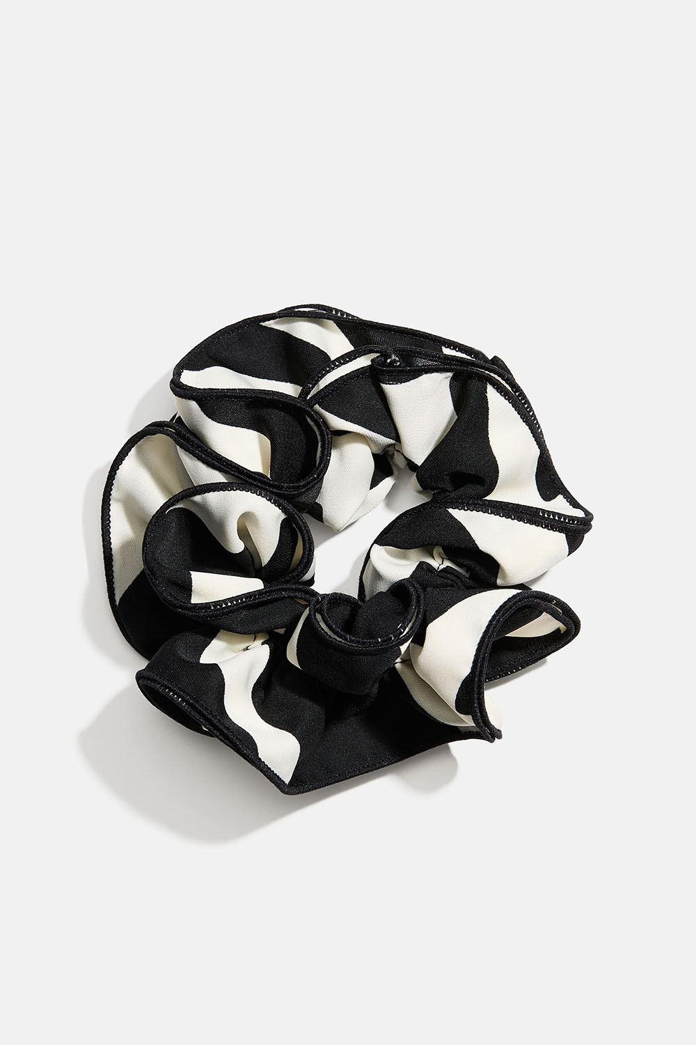 Stor scrunchie med zebramønster