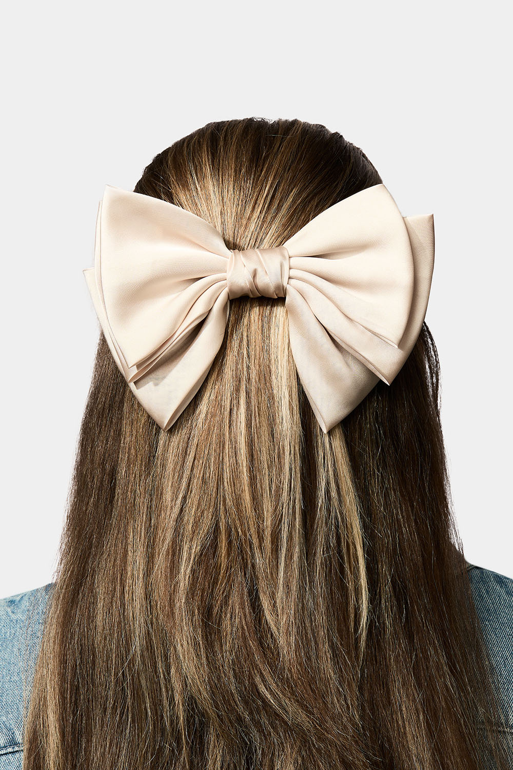 Hårspænde med stor beige sløjfe