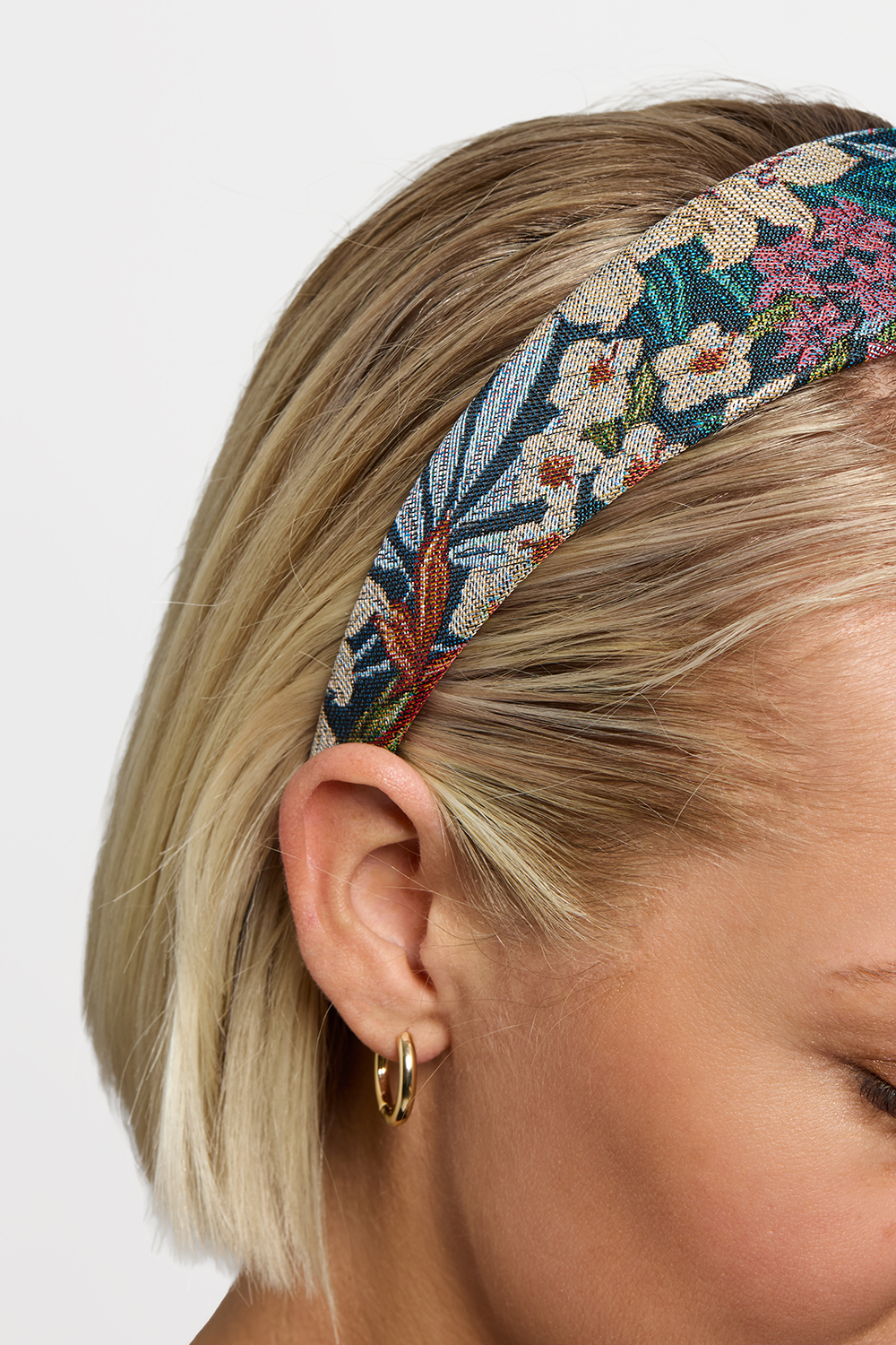 Diadem med jacquardvævet blomstermønster