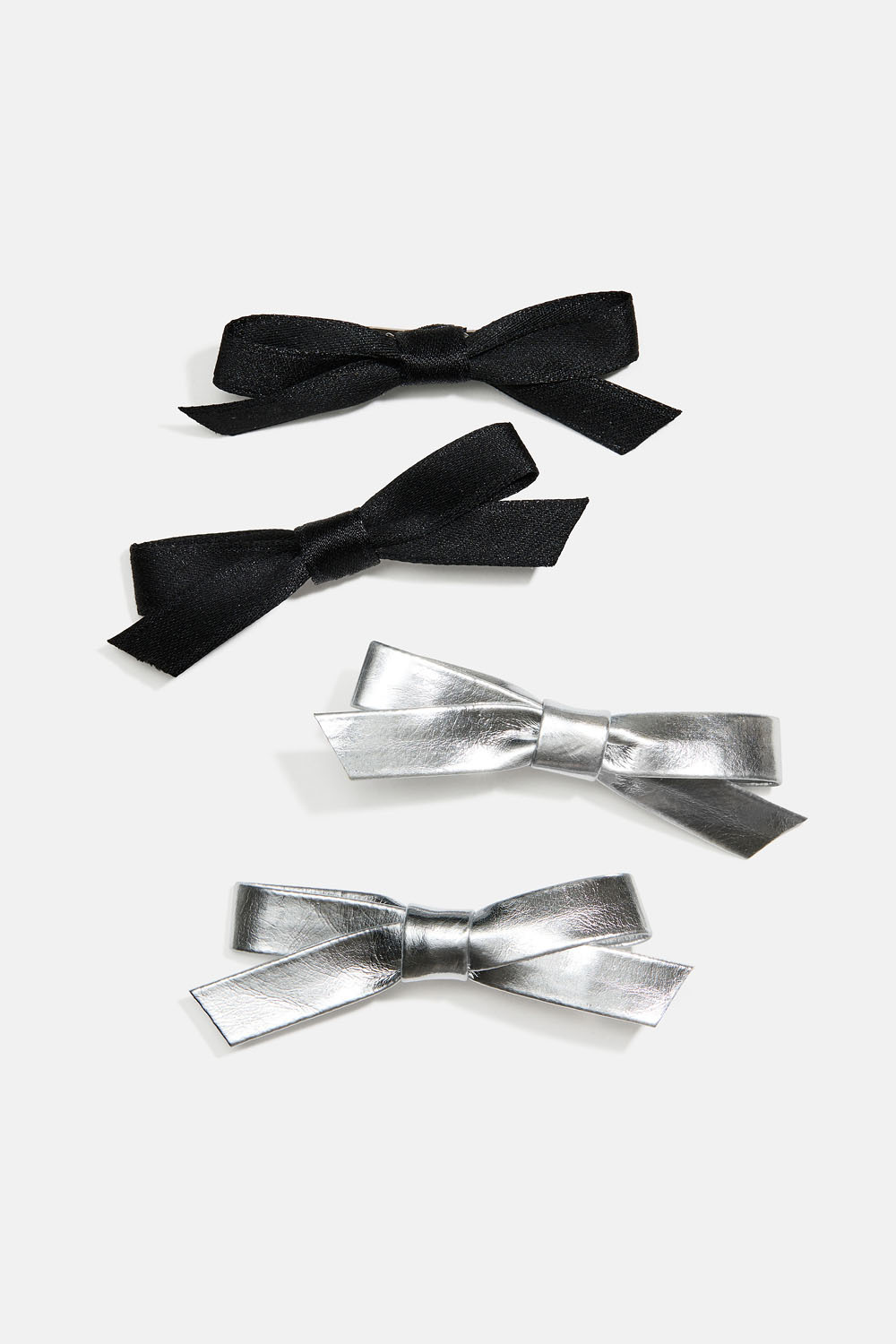 Hårspænde med sløjfer i sort og sølv, 4-pak