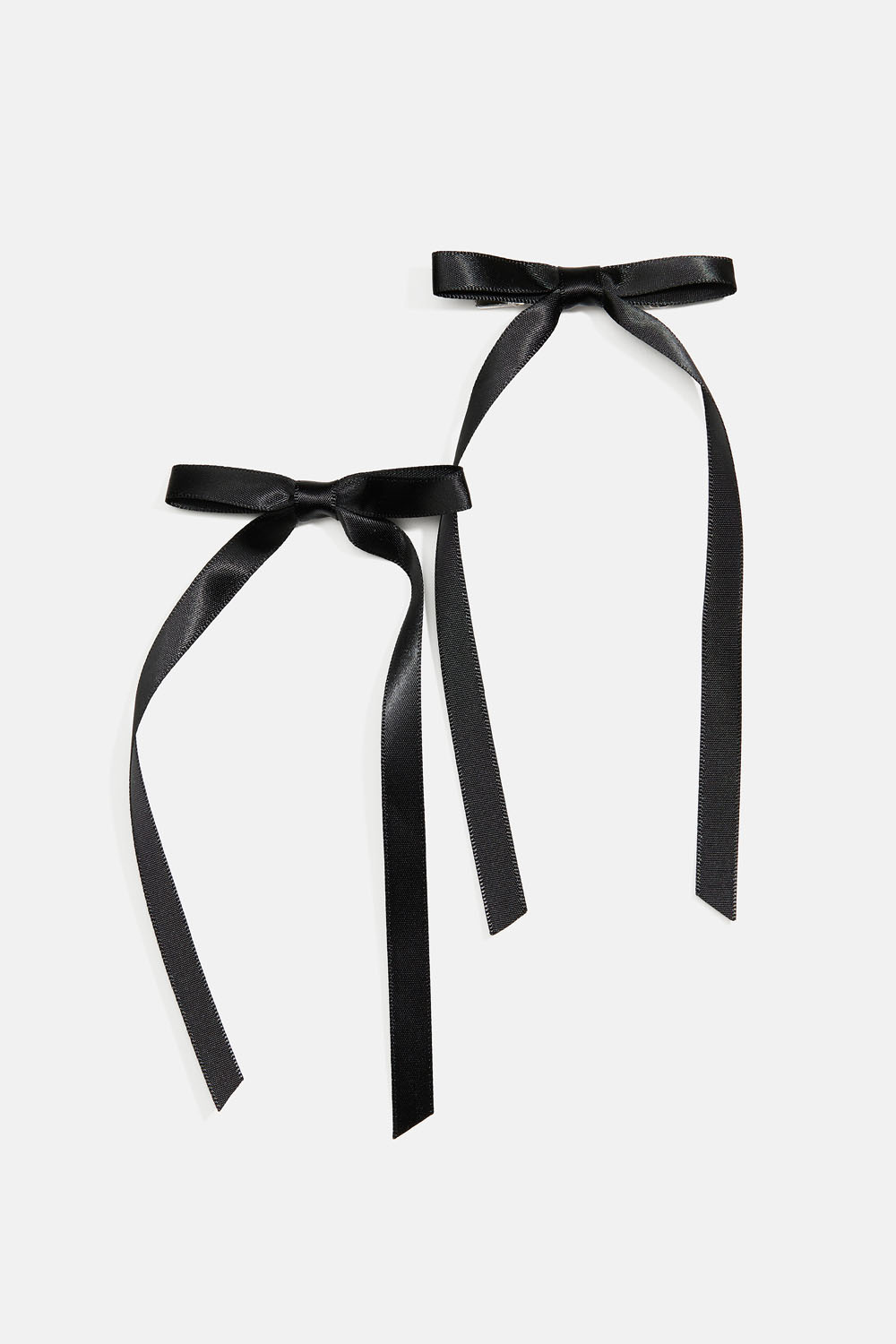 Hårspænde med hvide sløjfer i silkebånd, 2-pak