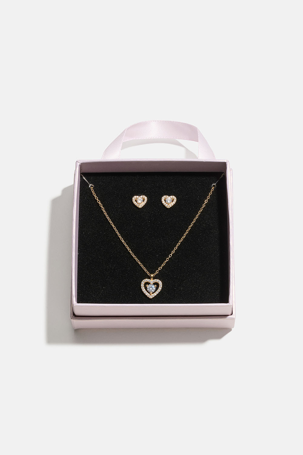 Smykkesæt i 18k guldpletteret ægte sølv med hjerter i gaveæske
