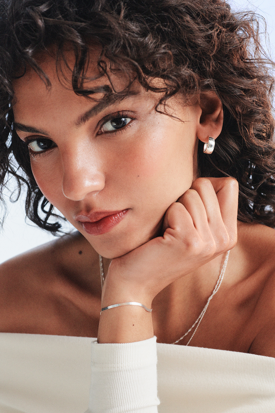 Brede hoops i ægte sølv