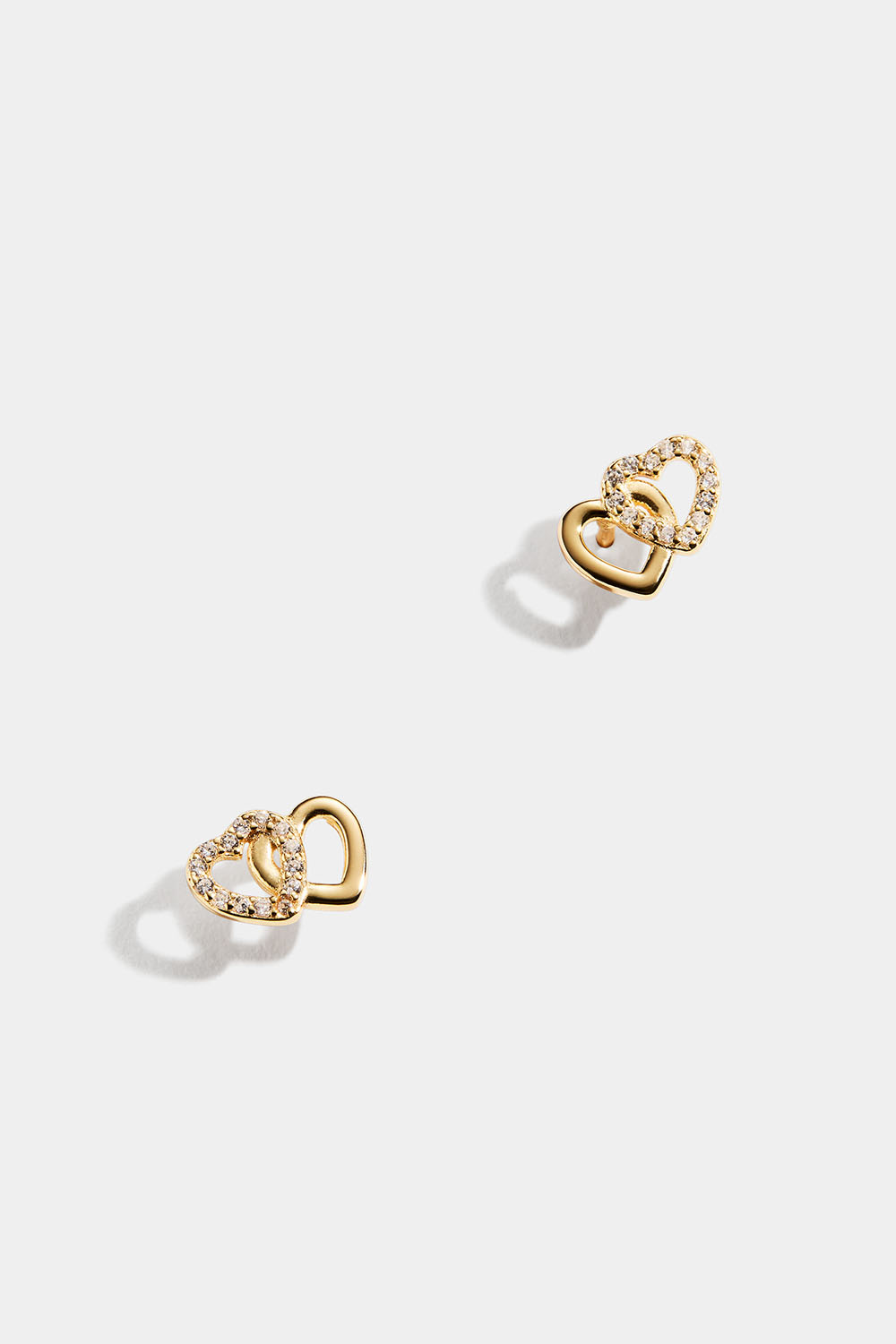 Ørestikker i 18k forgyldt ægte sølv med hjerter og kubisk zirkonia