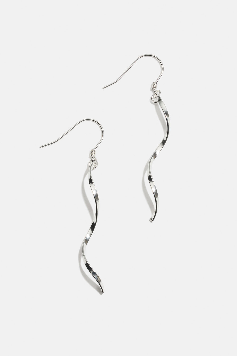 Snoede øreringe i ægte sølv