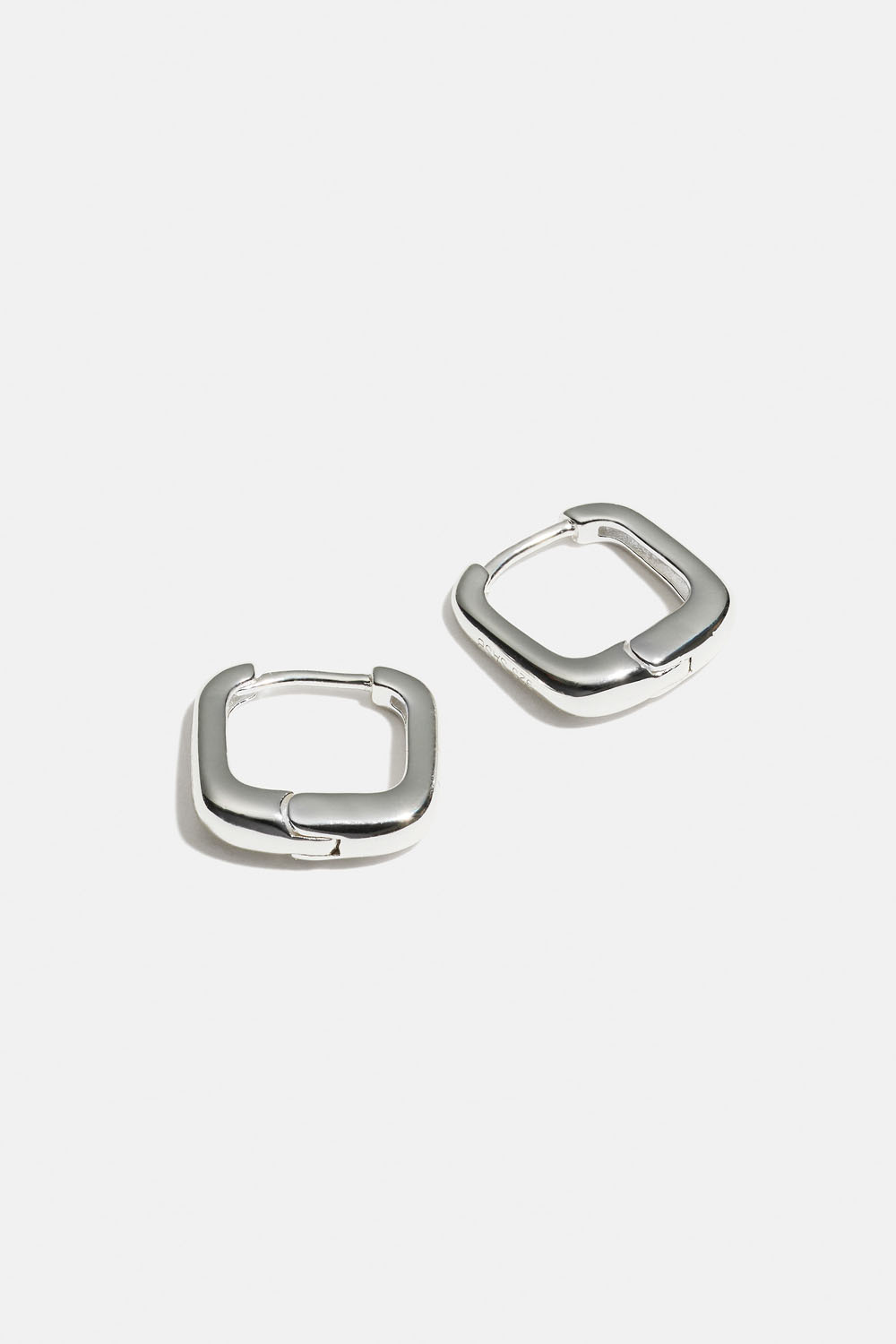 Store, kvadratiske hoops i ægte sølv