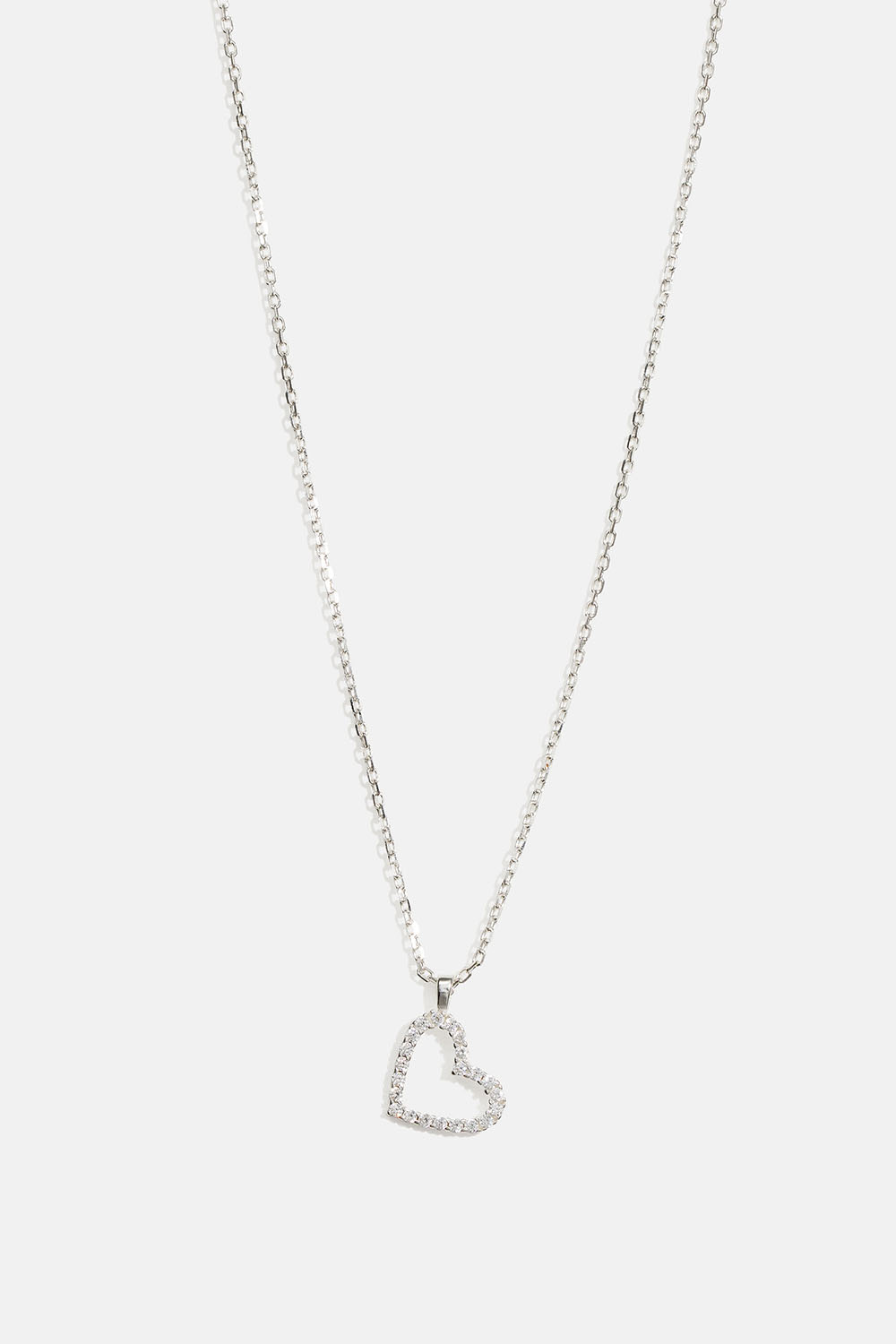 Halskæde i ægte sølv med hjertevedhæng og små kubisk zirkonia